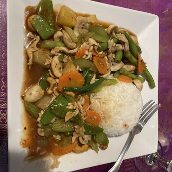 Little Thai Cafe - Cashew chicken - Thai Near Me - Tarpon Springs, Florida Little Thai Cafe - Cashew chicken - Thai Near Me - Tarpon Springs, Florida