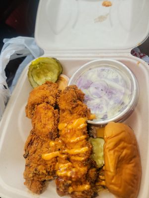 Dave's Hot Chicken by null
