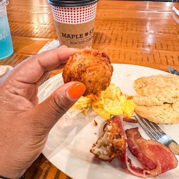 Maple Street Biscuit Company - Concord - Smashbrowns - Coffee & Tea Near Me - Concord, North Carolina Maple Street Biscuit Company - Concord - Smashbrowns - Coffee & Tea Near Me - Concord, North Carolina