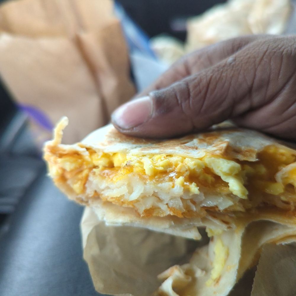 Taco Bell - Meatless sausage crunchwrap - Fast Food Near Me - Grove City, Ohio Taco Bell - Meatless sausage crunchwrap - Fast Food Near Me - Grove City, Ohio