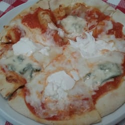 Sophia - Pizza cuatro quesos