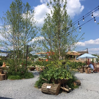 The Creamery - Beautiful landscaping - Restaurants Near Me - Kennett Square, Pennsylvania