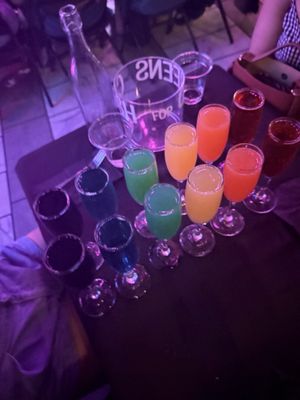 Suzy Wong's Drag’n Brunch by null