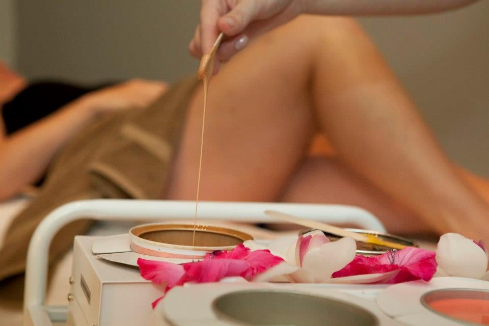 Paige’s Waxing Parlor Logo