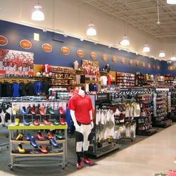 DICK'S Sporting Goods