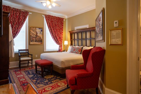 The Marshall House, Historic Inns of Savannah by null