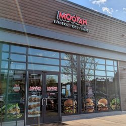 MOOYAH Burgers, Fries & Shakes