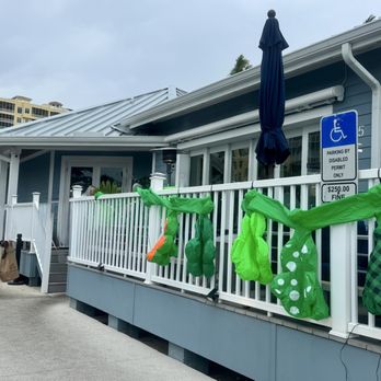 High Tide Social House - New American Near Me - Cape Coral, Florida