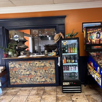 Pittsburgh Taco Boys - Counter to order, drink selection and pinball machine that could use serviced - Tacos Near Me - Oakmont, Pennsylvania