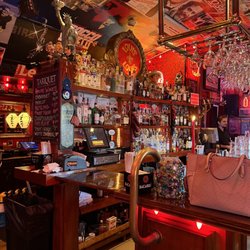 Louis Louis - Bar