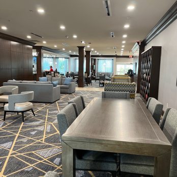 Courtyard by Marriott Abilene Northeast - Restaurant bar Starbucks - Hotels Near Me - Abilene, Texas