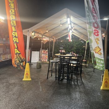 Tacos Buenrostro - Covered area to eat - Food Trucks Near Me - San Jose, California Tacos Buenrostro - Covered area to eat - Food Trucks Near Me - San Jose, California