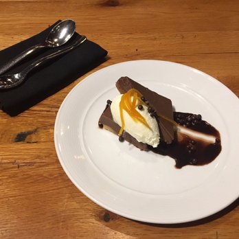Catalyst Restaurant - Chocolate Torte. Dessert is not nearly as good as the entrees but this torte was pretty tasty. Very rich - New American Near Me - Cambridge, Massachusetts