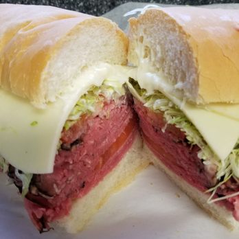 Franklin Giant Grinders - Fantastic roast beef sandwich! - Pizza Near Me - Hartford, Connecticut