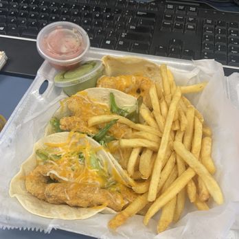 Pescado - Fried Fish Tacos - Food Trucks Near Me - Key West, Florida Pescado - Fried Fish Tacos - Food Trucks Near Me - Key West, Florida