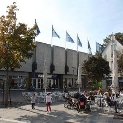 Karstadt - Nun soll es ja weitergehen. Foto: fbt