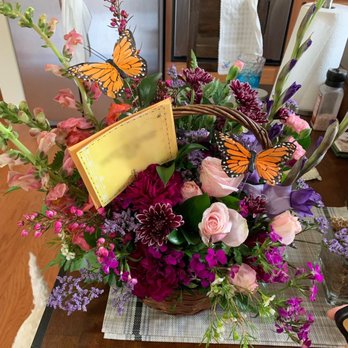 Bumblebee Blooms Flower Boutique - Gift Shops Near Me - Reno, Nevada