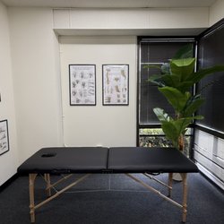 Olympus Sports Therapy - Olympus Sports Therapy Treatment Room