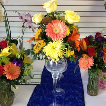 White Flowers - Florists Near Me - San Jose, California White Flowers - Florists Near Me - San Jose, California