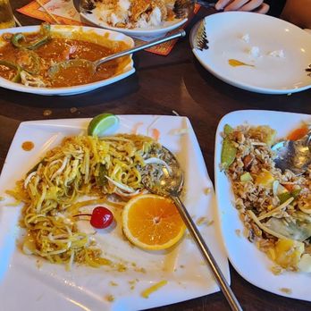 Old Siam - Chicken pad Thai, Pineapple Fried Rice (mixed veggies), Panang Curry - Thai Near Me - Jacksonville, North Carolina Old Siam - Chicken pad Thai, Pineapple Fried Rice (mixed veggies), Panang Curry - Thai Near Me - Jacksonville, North Carolina