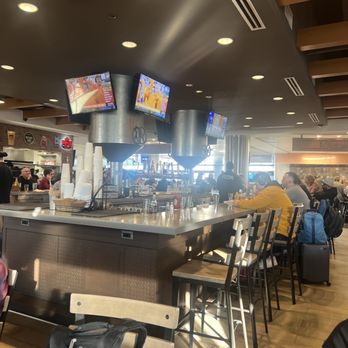 Four Peaks Brewing Company - New American Near Me - Phoenix, Arizona