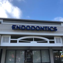 Orlando Endodontic Specialists - South - Outside office sign.