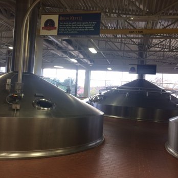 Budweiser Brewery Experience - Big cans - Beer Tours Near Me - Merrimack, New Hampshire