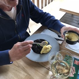 Ox dish with truffle potatoes Ox dish with truffle potatoes
