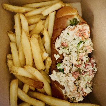 Kinderhook Raw Bar - Lobster roll (to go) - Fish & Chips Near Me - Charlotte Harbor, Florida Kinderhook Raw Bar - Lobster roll (to go) - Fish & Chips Near Me - Charlotte Harbor, Florida