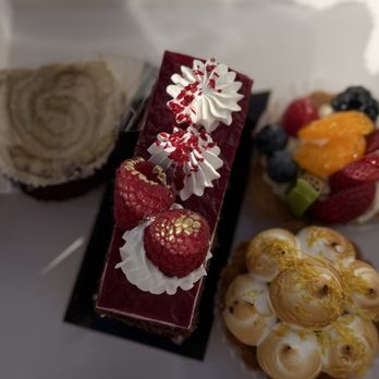 Art's Bakery & Cafe - Variety of pastries - Bakeries Near Me - Glendale, California Art's Bakery & Cafe - Variety of pastries - Bakeries Near Me - Glendale, California