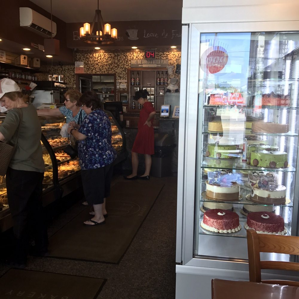 Lulu's Bakery - Bakeries Near Me - Fresh Meadows, New York