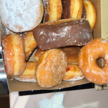 Simple and Delicious Donut Shop - 100% Hands Down Scrumptiousness!! - Donuts Near Me - Olympia, Washington