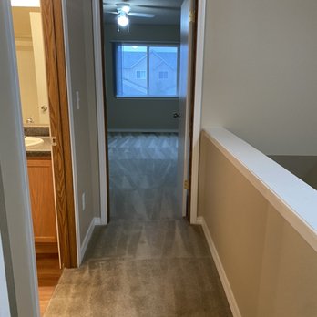 A100 Cleaning Service - Hallway Vacuum, Cleaning - Office Cleaning Near Me