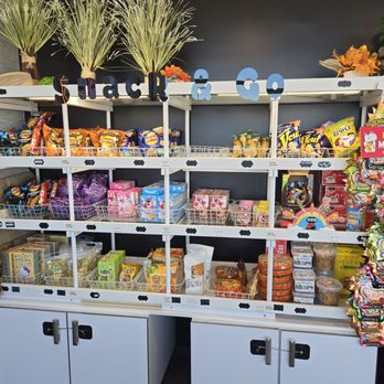 Snack & Go - Vietnamese Near Me - Clive, Iowa