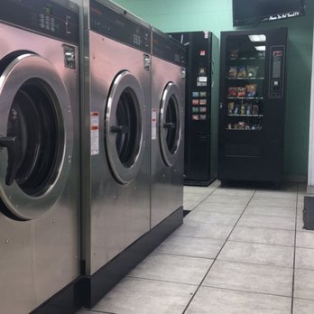 Hillsborough Coin Laundry - Vending machines and big washers $4 - Laundromat Near Me - Tampa, Florida Hillsborough Coin Laundry - Vending machines and big washers $4 - Laundromat Near Me - Tampa, Florida