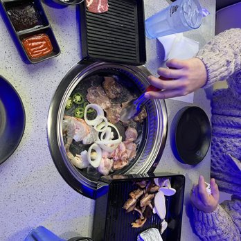 HQ Korean BBQ & Hot Pot - Now this is a Korean bbq table scape - Hot Pot Near Me - Pensacola, Florida HQ Korean BBQ & Hot Pot - Now this is a Korean bbq table scape - Hot Pot Near Me - Pensacola, Florida