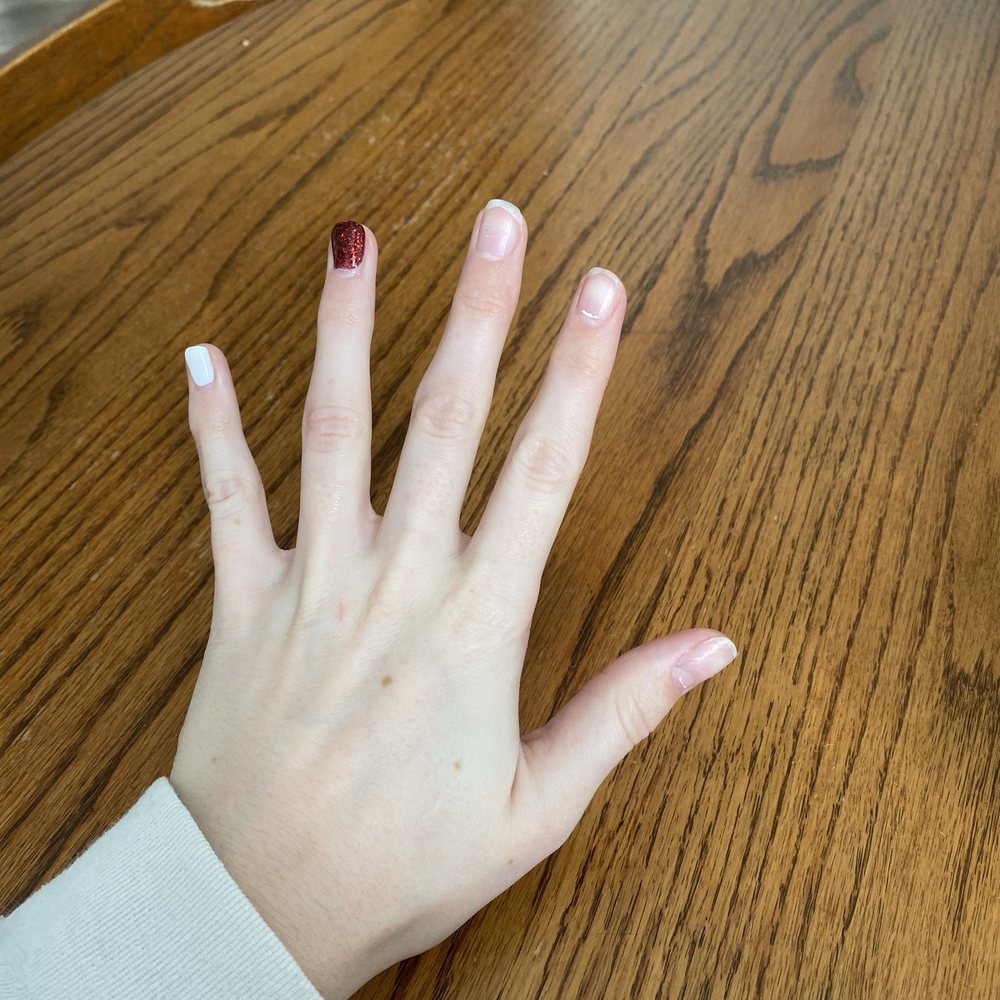 Bellagio Nail Lounge - These are the nails 6 days after the manicure that should have lasted 3 weeks - Waxing Near Me - Webb City, Missouri