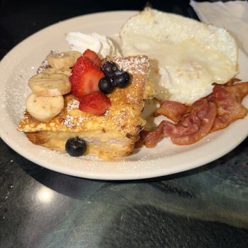 Daddy O’s - Stuffed French Toast - Half Order - New American Near Me - Lihue, Hawaii Daddy O’s - Stuffed French Toast - Half Order - New American Near Me - Lihue, Hawaii