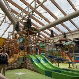 Indoor splash pad Indoor splash pad