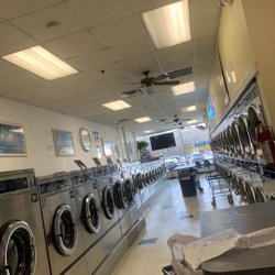 Bubbles Coin Laundry - Come check out our super clean super friendly laundromat !