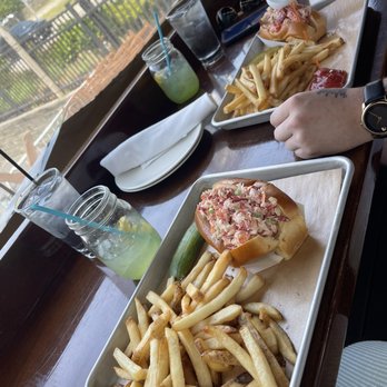 Smoke House - Lobster rolls - Barbeque Near Me - Newport, Rhode Island Smoke House - Lobster rolls - Barbeque Near Me - Newport, Rhode Island