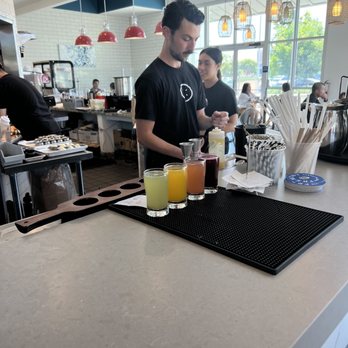 Toast Kitchen & Bakery - Breakfast & Brunch Near Me - Tustin, California