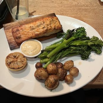 Seasons 52 - Cedar Plank - Roasted Salmon with potatoes and broccolini - Seafood Near Me - Birmingham, Alabama Seasons 52 - Cedar Plank - Roasted Salmon with potatoes and broccolini - Seafood Near Me - Birmingham, Alabama