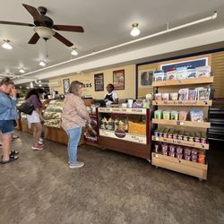 Sanders Chocolate & Ice Cream Shops