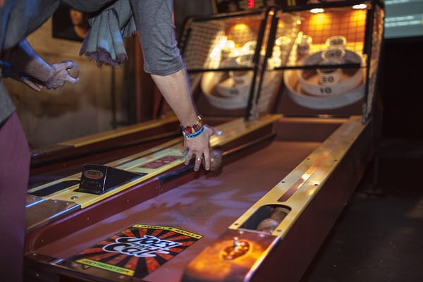 Joey the Cat's Arcade by null