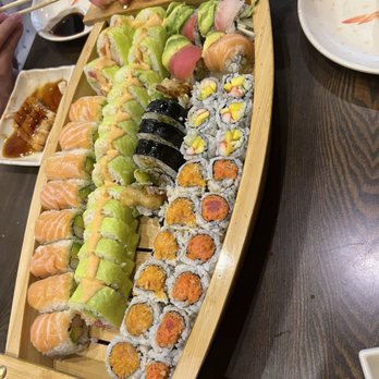 Miga Sushi - Sushi Bars Near Me - Wayne, New Jersey