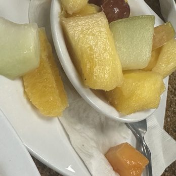 Kitchen Table Cafe - Side fruit - Breakfast & Brunch Near Me - Vancouver, Washington Kitchen Table Cafe - Side fruit - Breakfast & Brunch Near Me - Vancouver, Washington