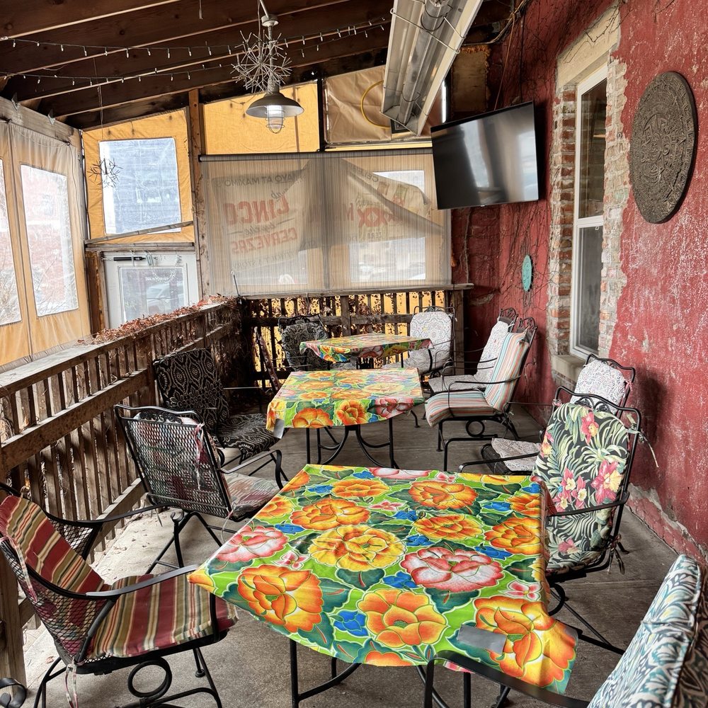 Maximo's Cantina - Indoor heated patio - Mexican Near Me - Elkhorn, Nebraska Maximo's Cantina - Indoor heated patio - Mexican Near Me - Elkhorn, Nebraska