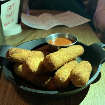 Belfast Love Public House - Irish Pub Near Me - Toronto, Ontario