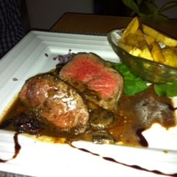Arnica Waterfront - Eye fillet medium rare - Italian Near Me - Maroochydore, QLD